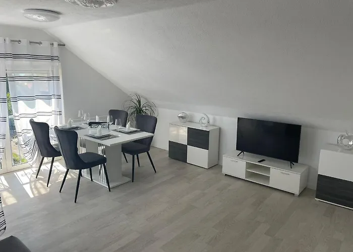 Bella Casa